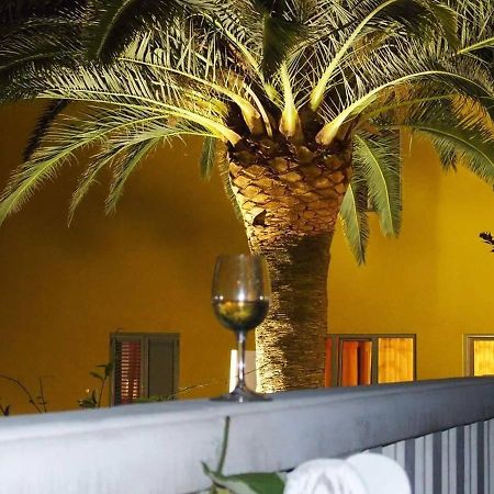 Pansion Palme Apartman Drvenik  Kültér fotó