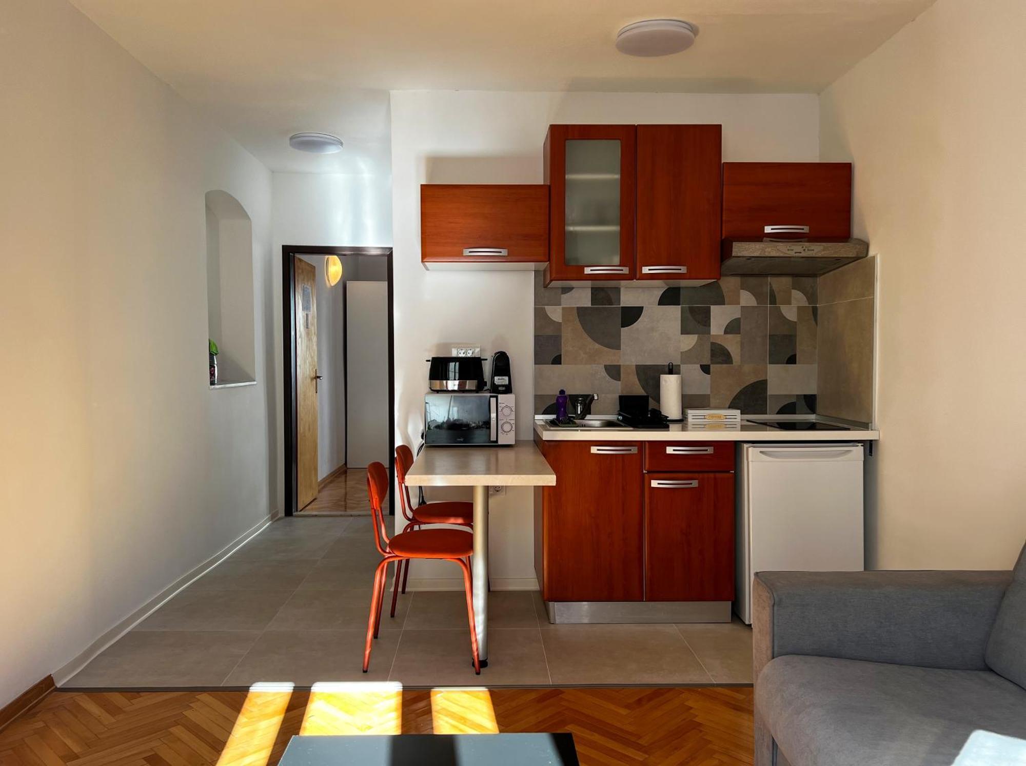 Pansion Palme Apartman Drvenik  Kültér fotó