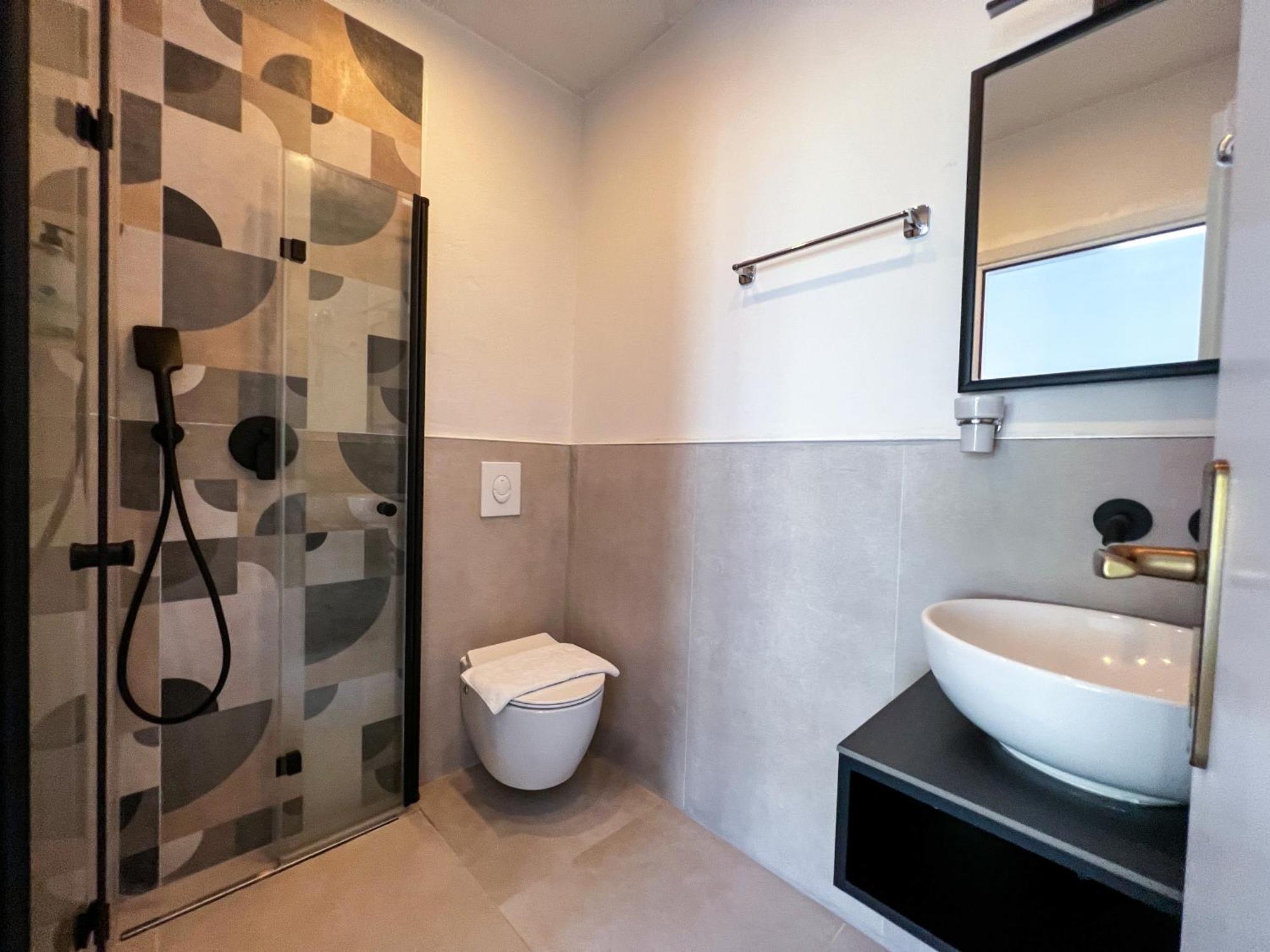 Pansion Palme Apartman Drvenik  Kültér fotó